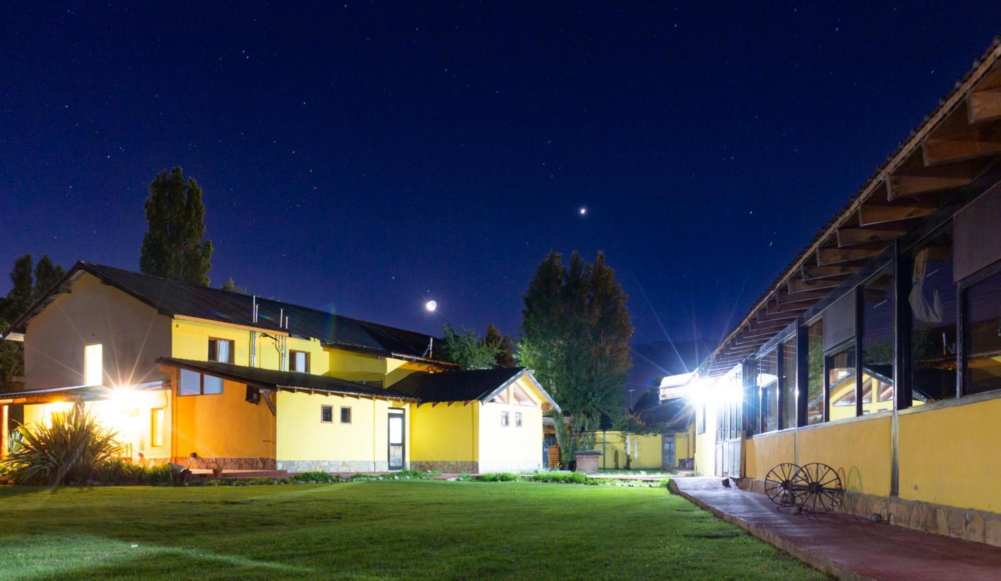 Corinto Hostel El Bolsón Exteriör bild